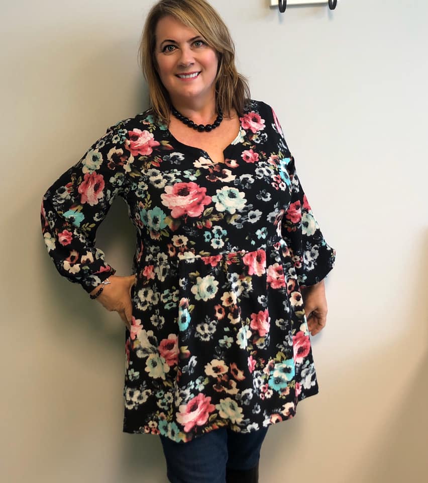 Addie Top Sew Along Day 3 Seamingly Smitten, how to add a facing to a bodice
